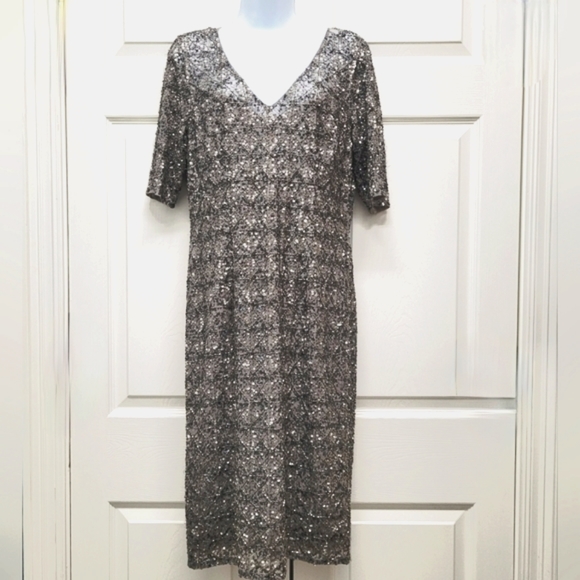 Adrianna Papell Fitted Sequin Mid-length Dress - Picture 6 of 14